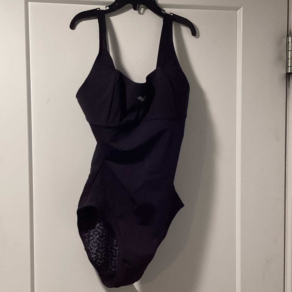 NWT Arena Women’s Bodylift Swimsuit Jenny‎ Lightcross Back Black - Picture 2 of 8